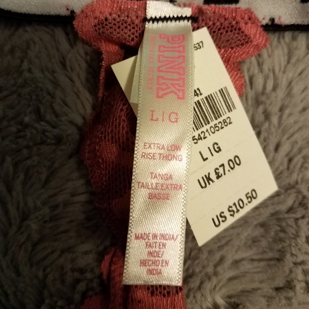 VS PINK low rise thong